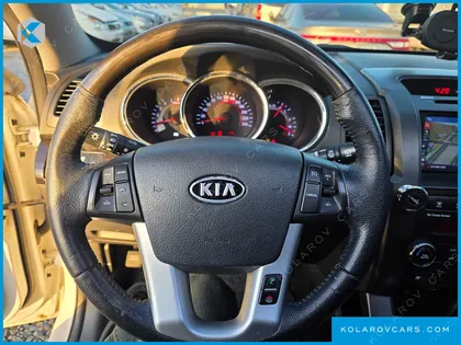 KIA SORENTO DIESEL 2.2 2WD TLX