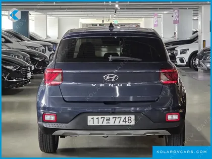 HYUNDAI VENUE 1.6 MODERN