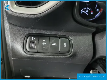 HYUNDAI VENUE 1.6 MODERN