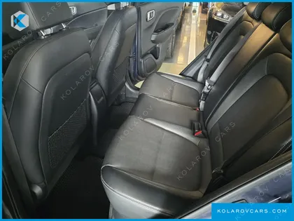 HYUNDAI VENUE 1.6 MODERN