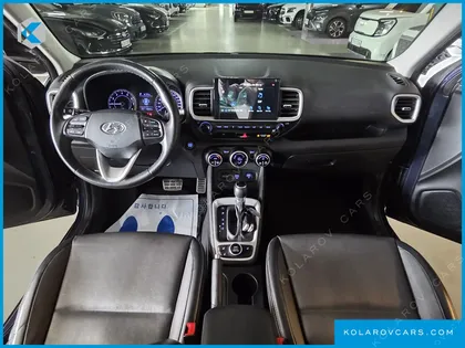 HYUNDAI VENUE 1.6 MODERN