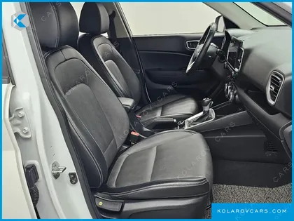 HYUNDAI VENUE 1.6 MODERN
