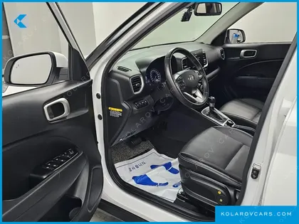 HYUNDAI VENUE 1.6 MODERN