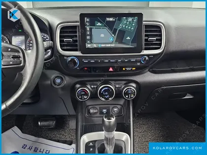 HYUNDAI VENUE 1.6 MODERN