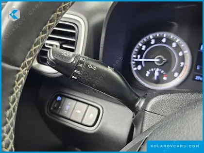 HYUNDAI VENUE 1.6 MODERN