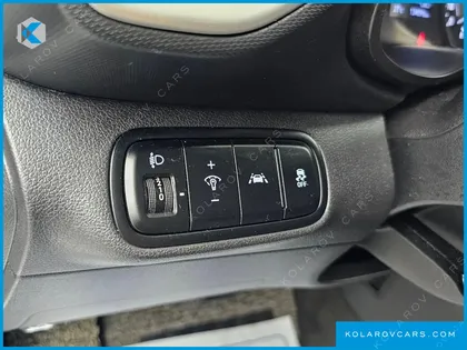 HYUNDAI VENUE 1.6 MODERN
