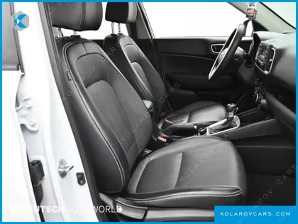 HYUNDAI VENUE 1.6 MODERN