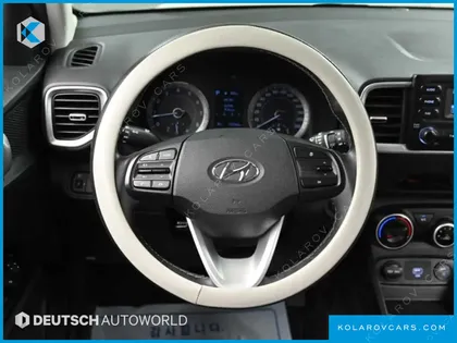 HYUNDAI VENUE 1.6 MODERN