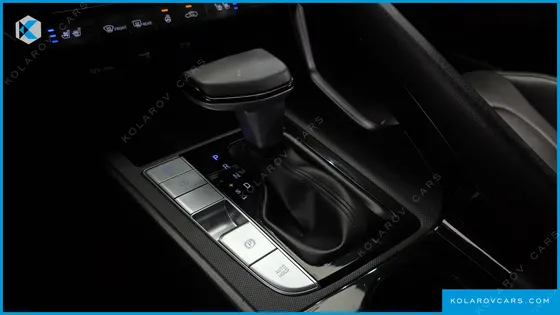 HYUNDAI ELANTRA (AVANTE) MODERN