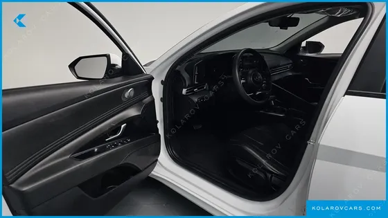 HYUNDAI ELANTRA (AVANTE) 1.6 LPI (RENTAL CAR)