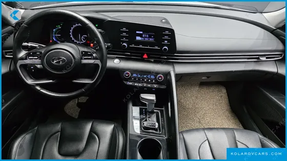 HYUNDAI ELANTRA (AVANTE) MODERN