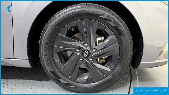 HYUNDAI ELANTRA (AVANTE) SMART