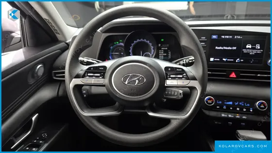 HYUNDAI ELANTRA (AVANTE) SMART