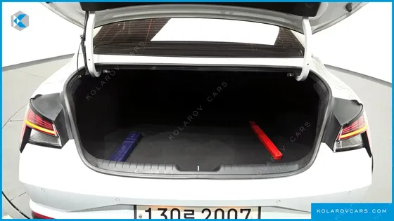 HYUNDAI ELANTRA (AVANTE) 1.6