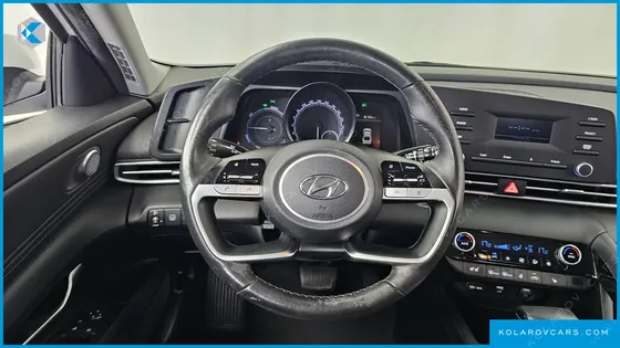 HYUNDAI ELANTRA (AVANTE) MODERN