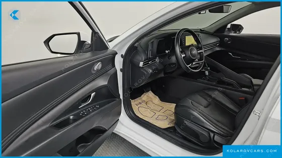 HYUNDAI ELANTRA (AVANTE) 1.6 LPI (RENTAL CAR)