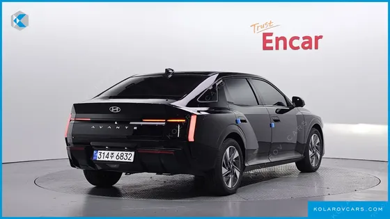 HYUNDAI ELANTRA (AVANTE) 2.0