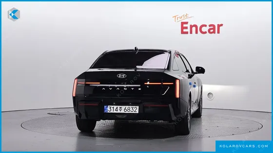 HYUNDAI ELANTRA (AVANTE) 2.0