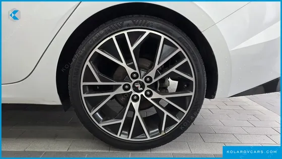 HYUNDAI ELANTRA (AVANTE) INSPIRATION