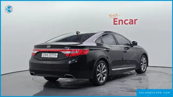 HYUNDAI GRANDEUR HG240 MODERN COLLECTION