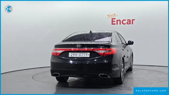 HYUNDAI GRANDEUR HG240 MODERN COLLECTION