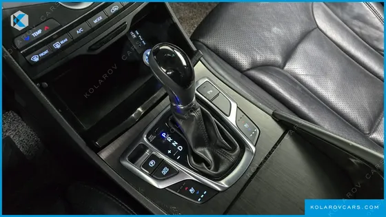 HYUNDAI GRANDEUR HG240 MODERN COLLECTION
