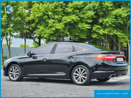 HYUNDAI GRANDEUR HG300 EXCLUSIVE