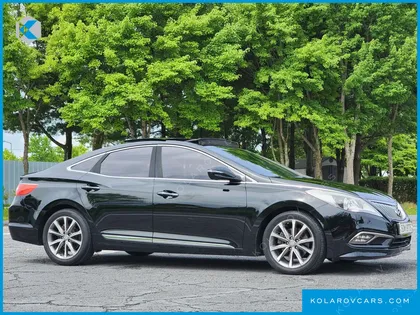 HYUNDAI GRANDEUR HG300 EXCLUSIVE