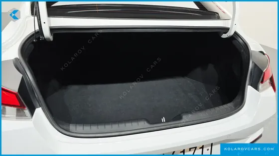 HYUNDAI ELANTRA (AVANTE) 1.6