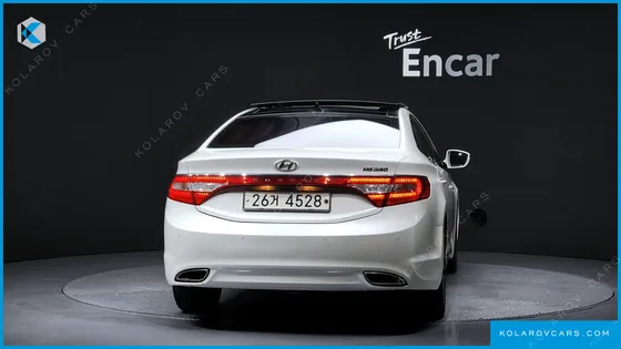 HYUNDAI GRANDEUR HG240 MODERN