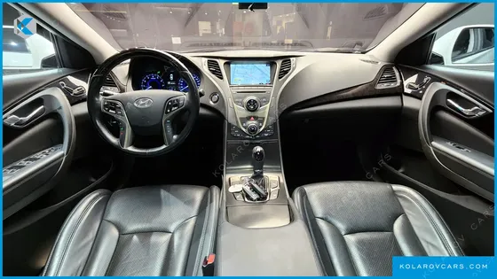 HYUNDAI GRANDEUR HG240 MODERN
