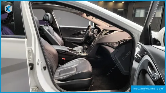 HYUNDAI GRANDEUR HG240 MODERN