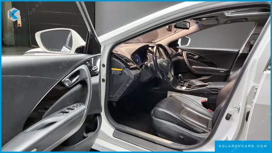 HYUNDAI GRANDEUR HG240 MODERN