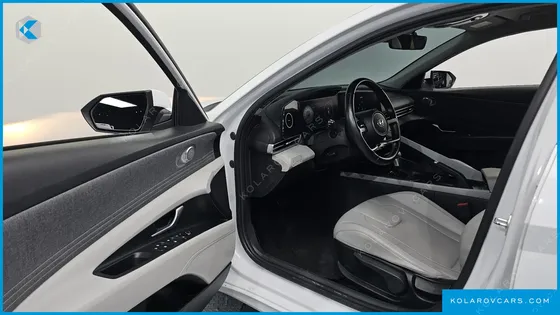 HYUNDAI ELANTRA (AVANTE) 1.6