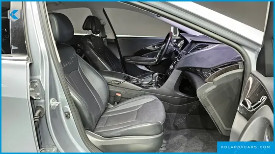 HYUNDAI GRANDEUR HG240 MODERN COLLECTION