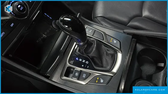 HYUNDAI GRANDEUR HG240 MODERN