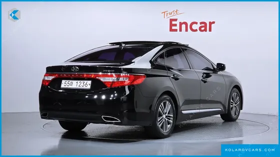 HYUNDAI GRANDEUR HG240 MODERN