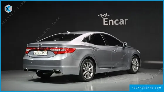 HYUNDAI GRANDEUR HG300 PREMIUM