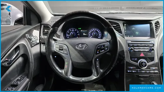 HYUNDAI GRANDEUR HG300 PREMIUM