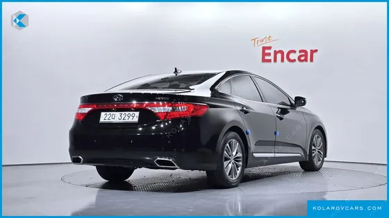 HYUNDAI GRANDEUR HG240 MODERN