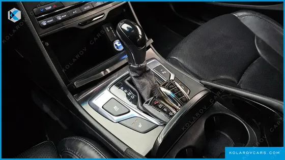HYUNDAI GRANDEUR HG240 MODERN