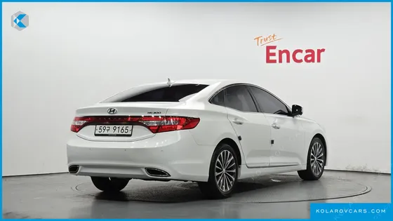 HYUNDAI GRANDEUR HG300 PREMIUM