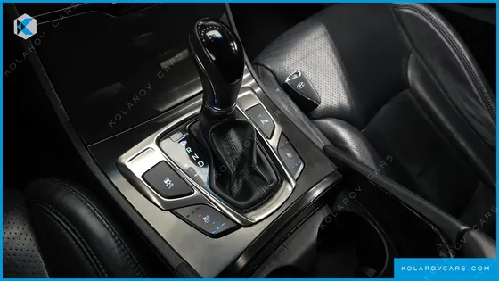 HYUNDAI GRANDEUR HG300 PREMIUM