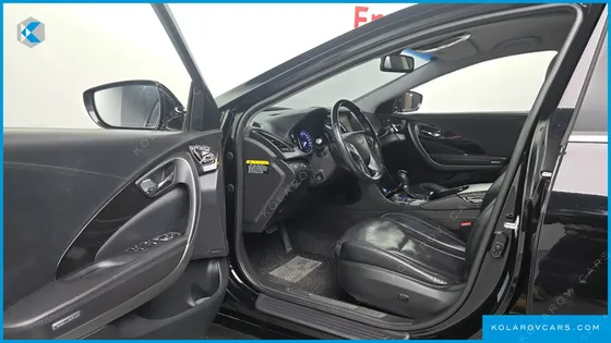 HYUNDAI GRANDEUR LPG HG300 HANDICAPPED ONLY