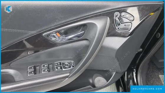 HYUNDAI GRANDEUR LPG HG300 HANDICAPPED ONLY