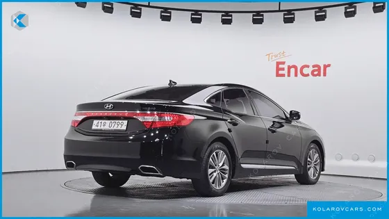 HYUNDAI GRANDEUR HG240 MODERN