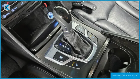 HYUNDAI GRANDEUR HG240 MODERN