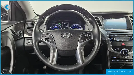 HYUNDAI GRANDEUR HG240 MODERN