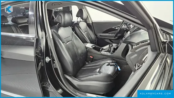 HYUNDAI GRANDEUR HG240 MODERN