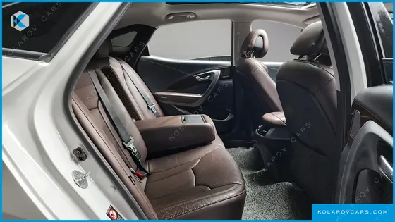 HYUNDAI GRANDEUR HG240 MODERN